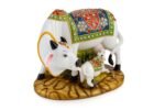 KAVIART Resin Kamdhenu Cow with Calf Idol for Mandir & Pooja Room | Vastu Sacred Statue | Religious Home & Temple Décor Gift